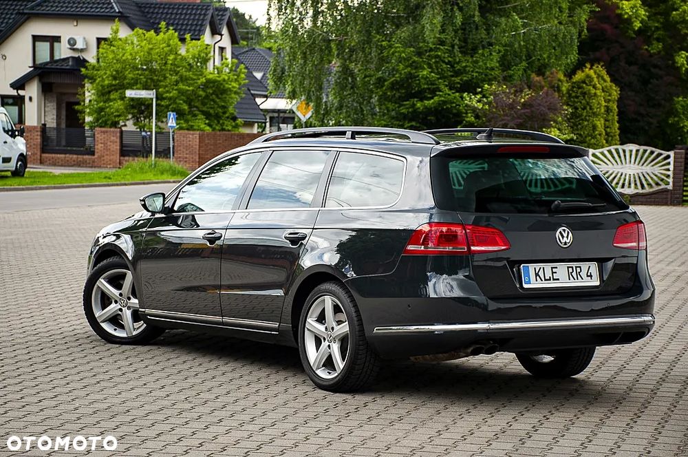 Volkswagen Passat Variant 2.0 TDI 4Mot Highline - 22