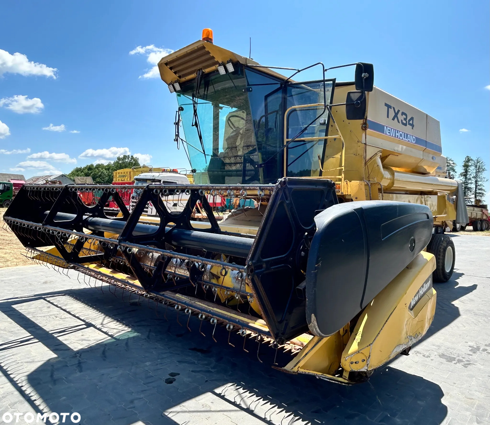 New Holland TX34 - 4