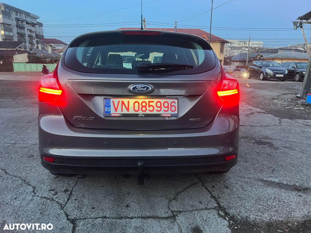 Ford Focus 1.6 TDCI DPF Titanium - 16