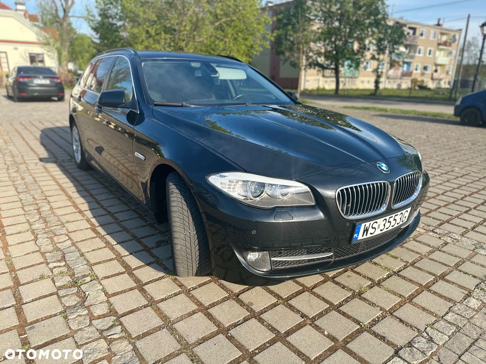 BMW Seria 5 525d Modern Line - 10