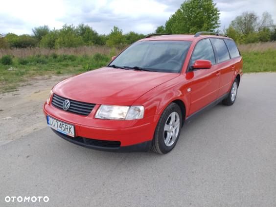 Volkswagen Passat 2.3 VR5 Comfortline - 3