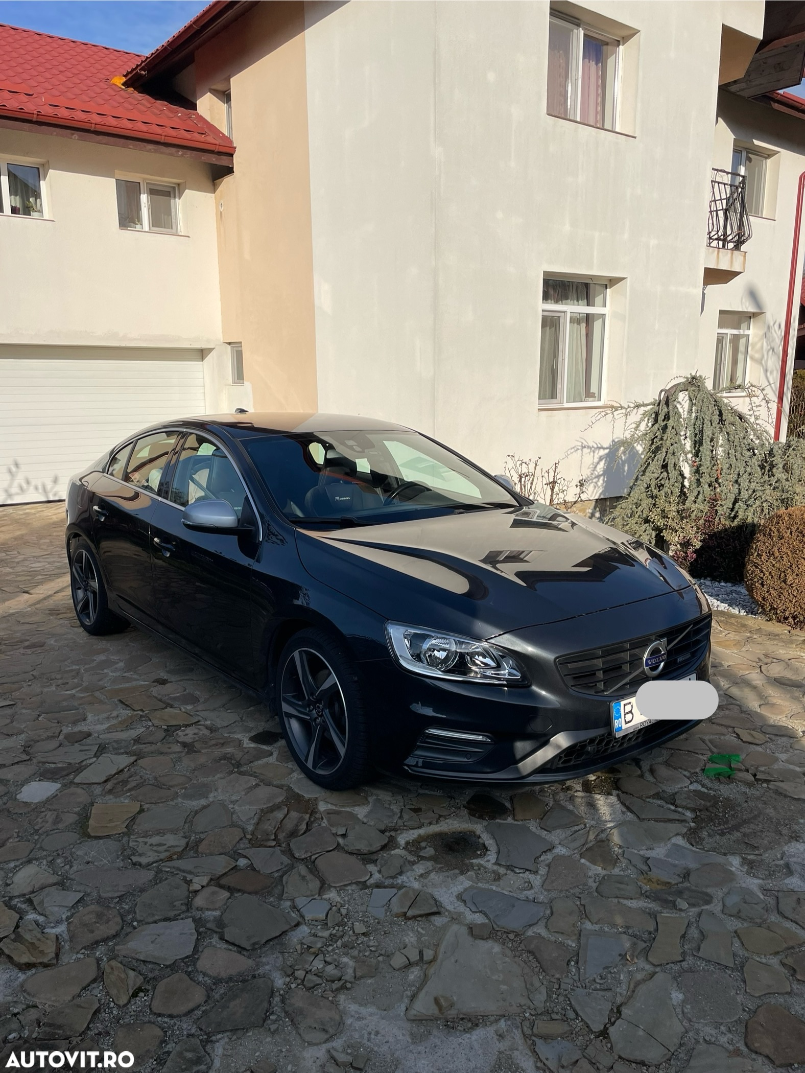 Volvo S60 D2 Start-Stop R-Design - 3