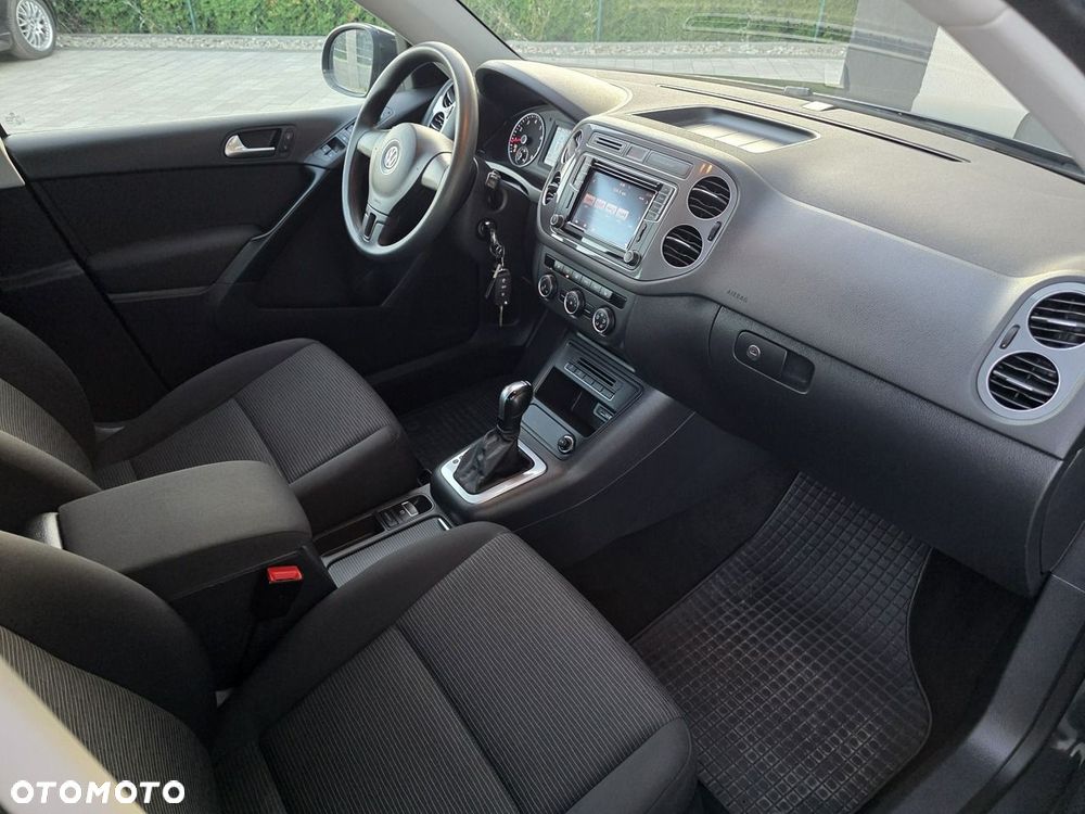 Volkswagen Tiguan - 8