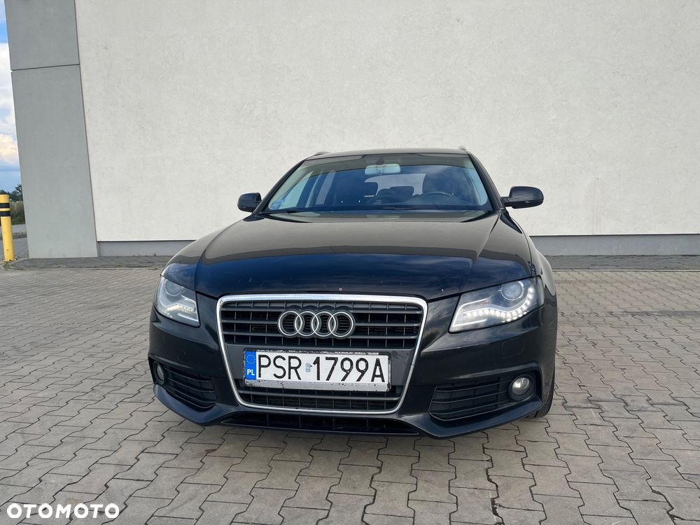 Audi A4 Avant - 1