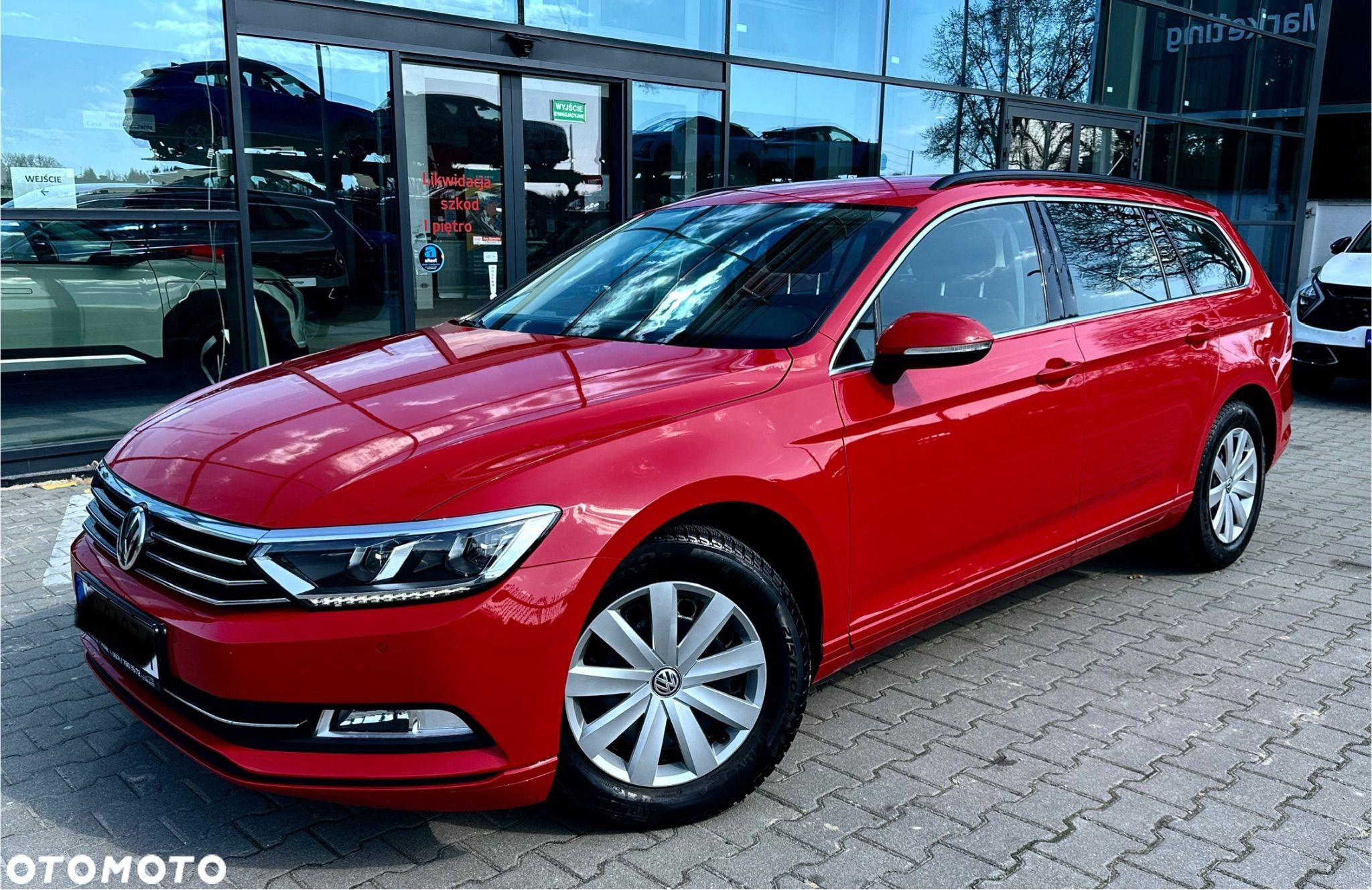Volkswagen Passat - 1