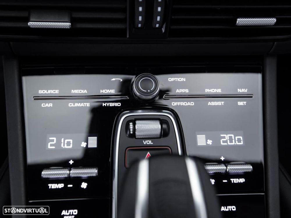 Porsche Cayenne Coupé Turbo S E-Hybrid - 28