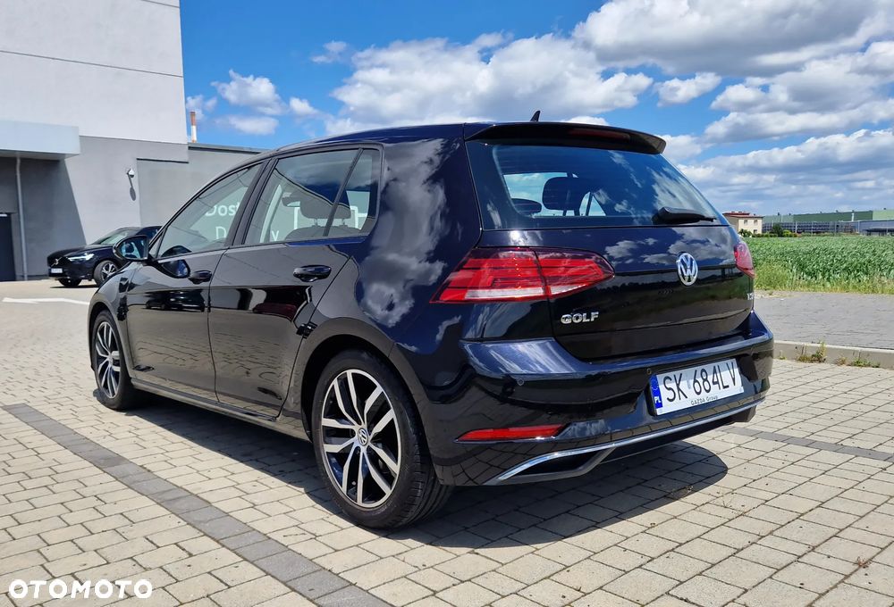 Volkswagen Golf - 4