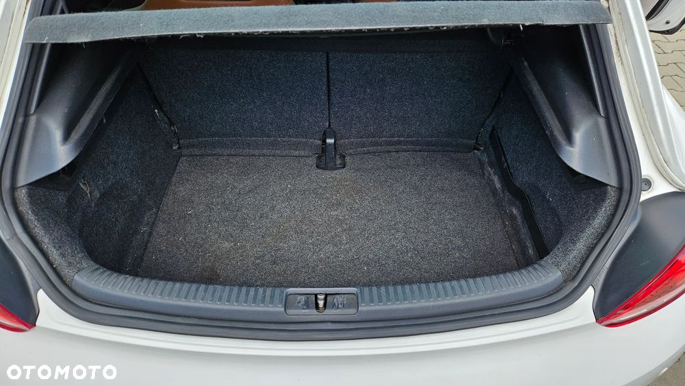 Volkswagen Scirocco - 8