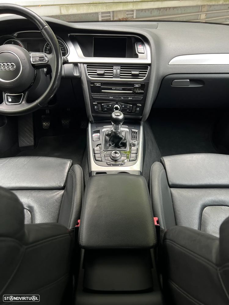 Audi A4 Avant 2.0 TDI Business Line S-line - 4