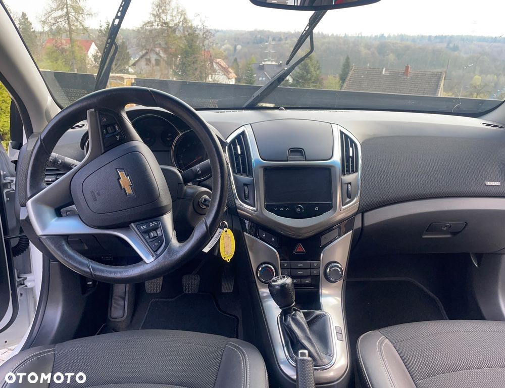 Chevrolet Cruze 1.7TD LT+ - 24