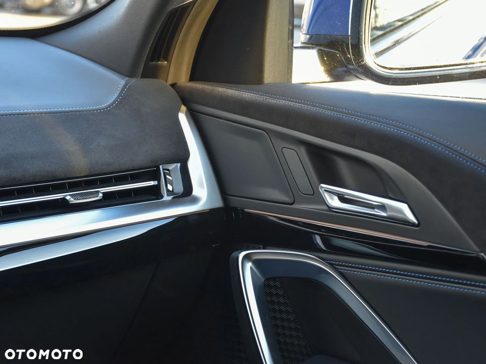 BMW X2 sDrive18d - 35