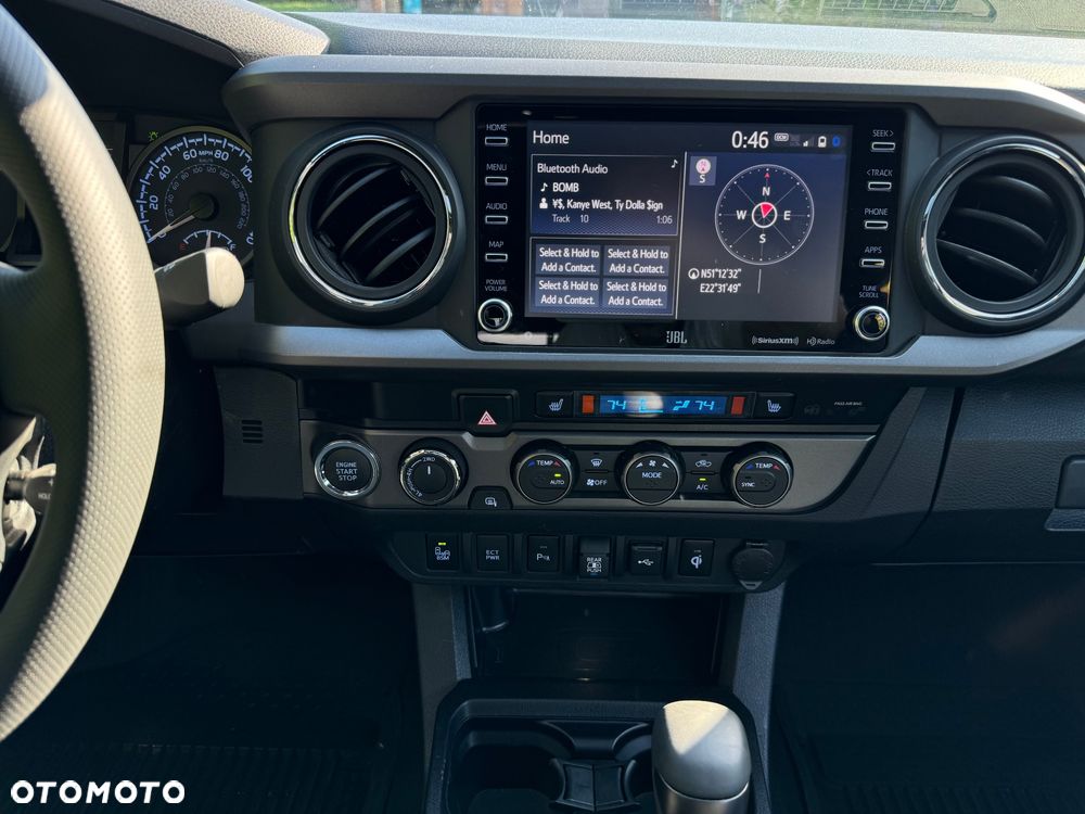 Toyota Tacoma - 16