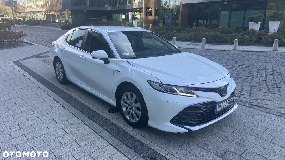 Toyota Camry 2019 photo 2