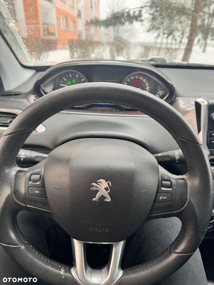 Peugeot 2008 1.2 VTi/Pure Tech Active - 8