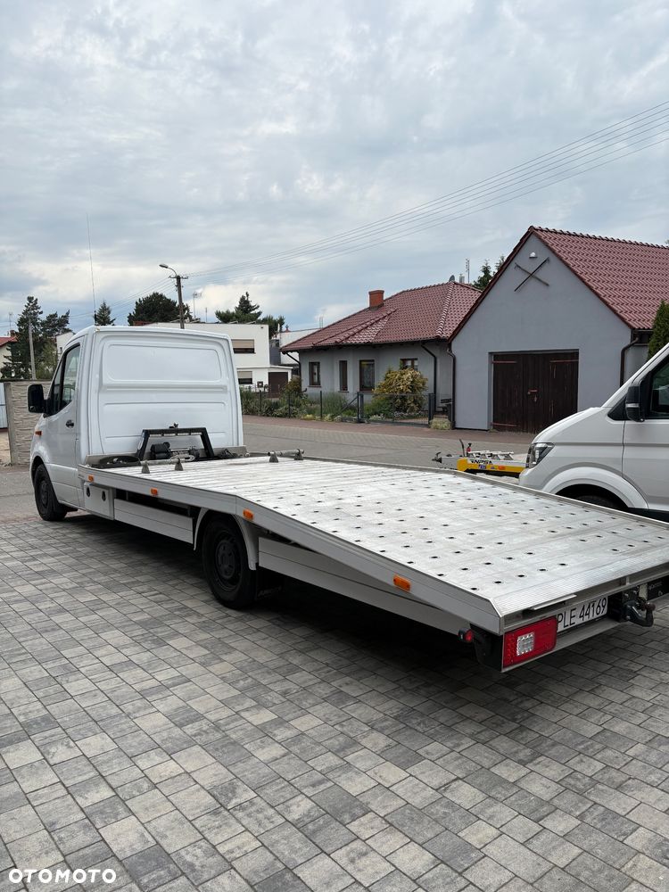 Mercedes-Benz Sprinter - 3