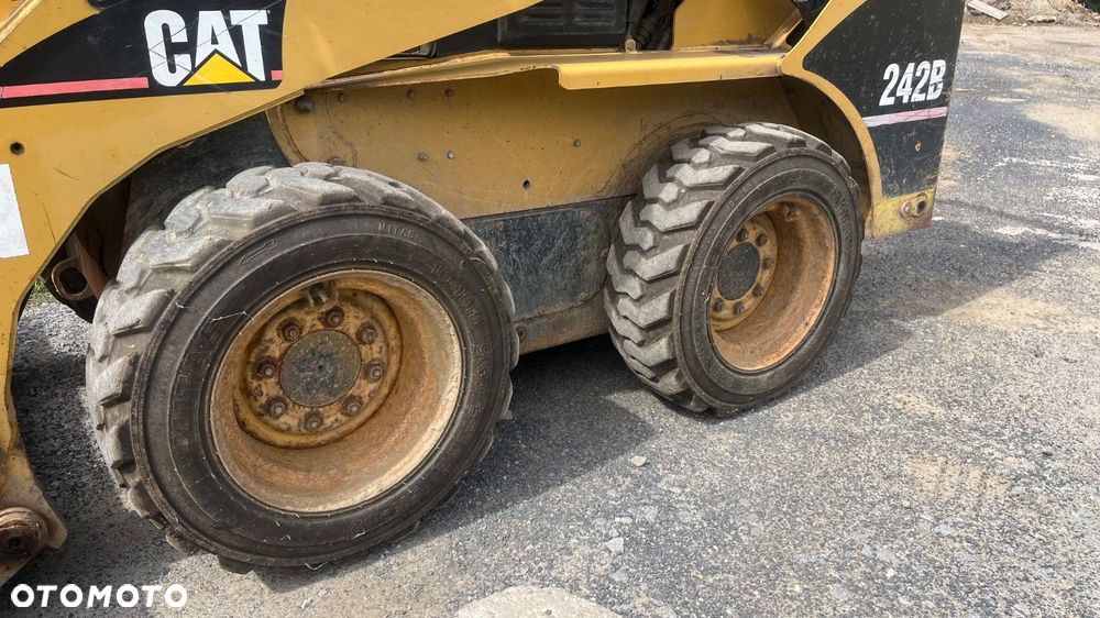 Caterpillar 242 B 4X4 - 35