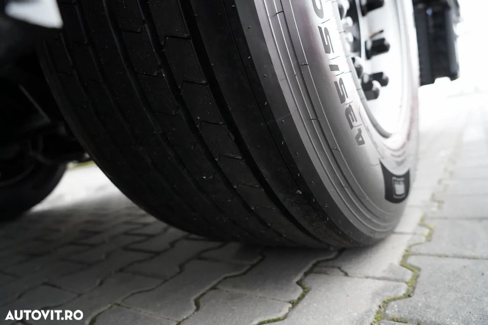 Krone Semiremorcă cu prelată / Mega / Plafon liftabil / Axă liftabilă / - 24