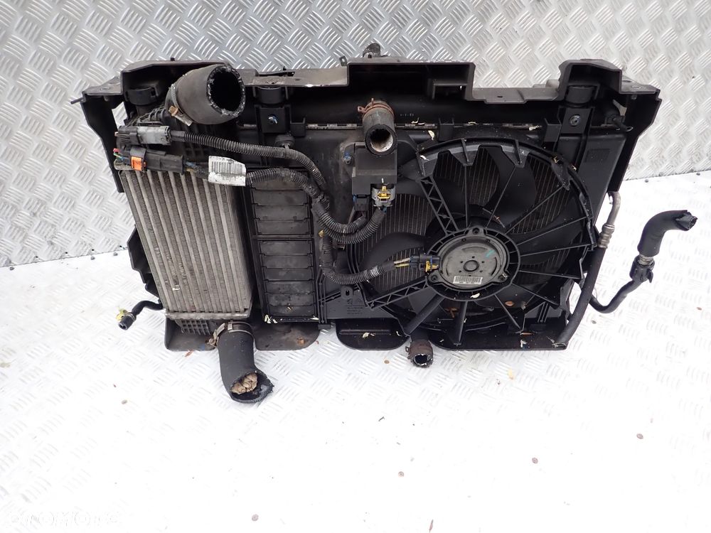 PAS PRZEDNI  PEUGEOT 508 2.0 HDI  RADOM - 4