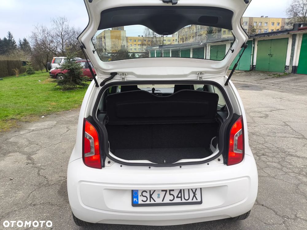 Volkswagen up! 1.0 high - 23