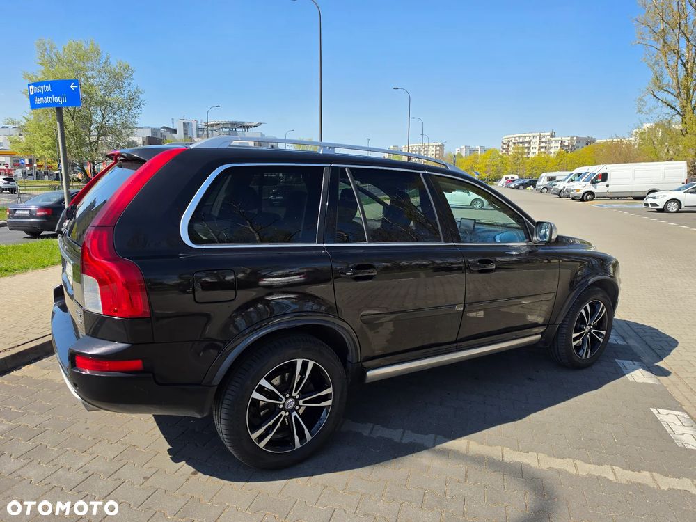 Volvo XC 90 D5 AWD R-Design - 3