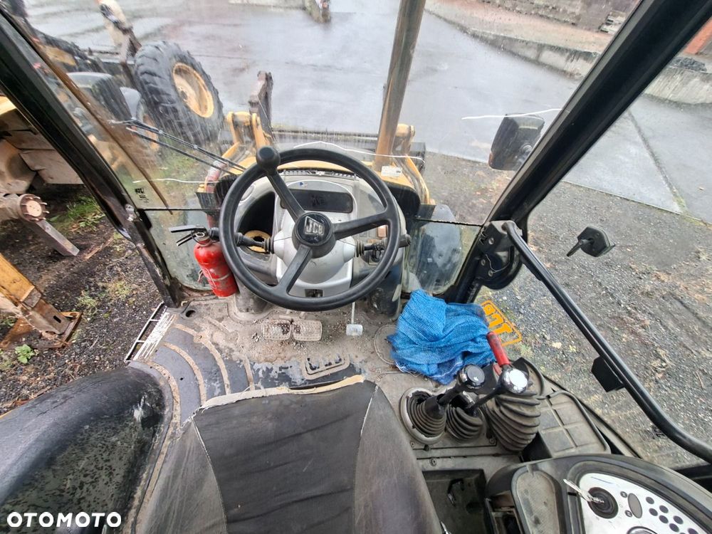 JCB 3Cx Sitemaster 4X4 - 16