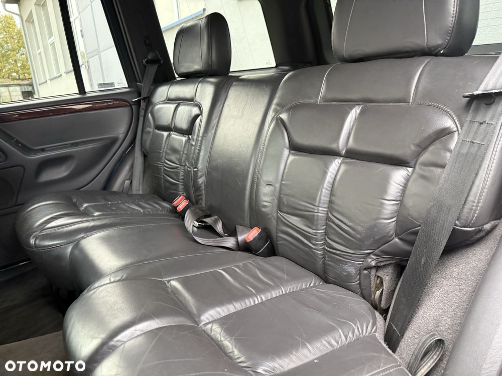 Jeep Grand Cherokee - 8