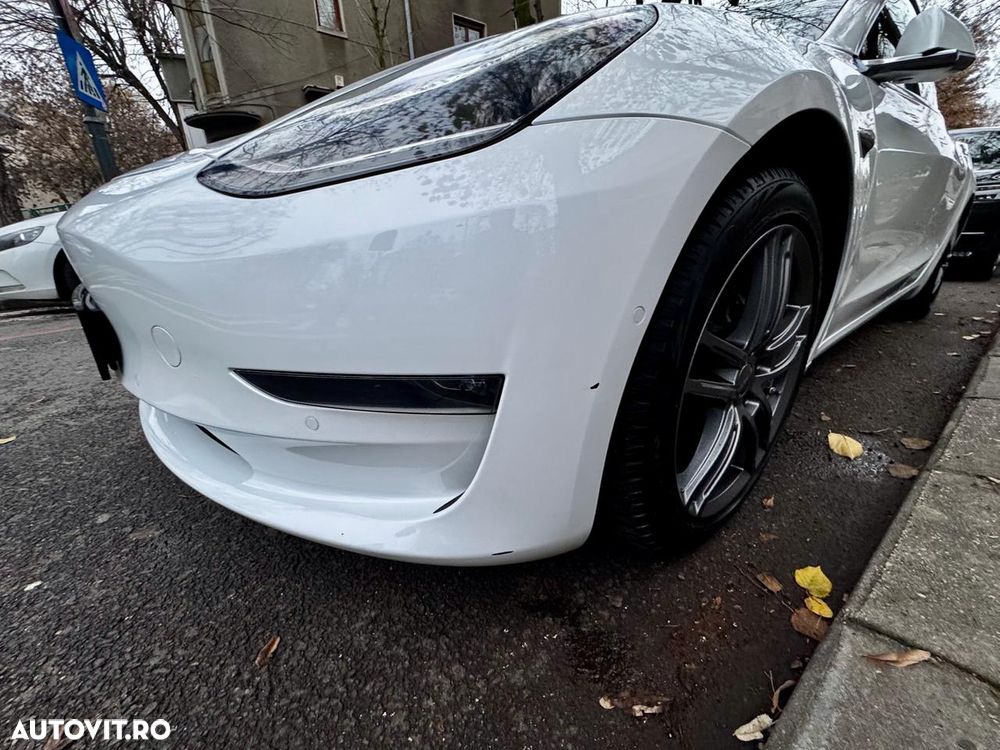 Tesla Model 3 - 22