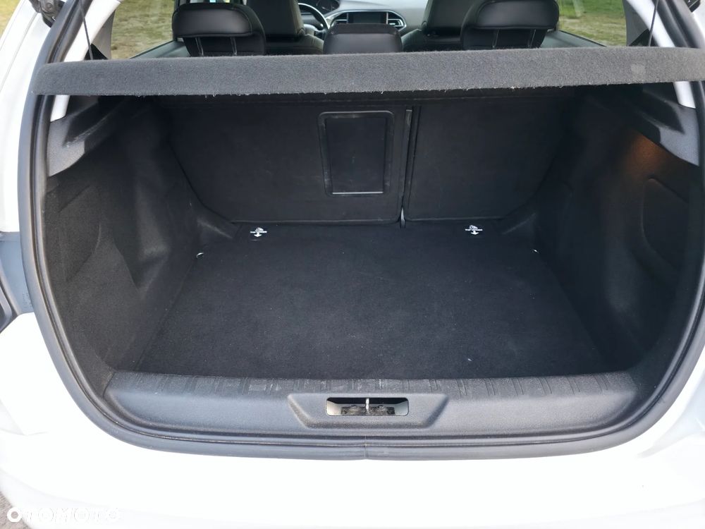 Peugeot 308 e-HDi 115 Stop & Start Allure - 18