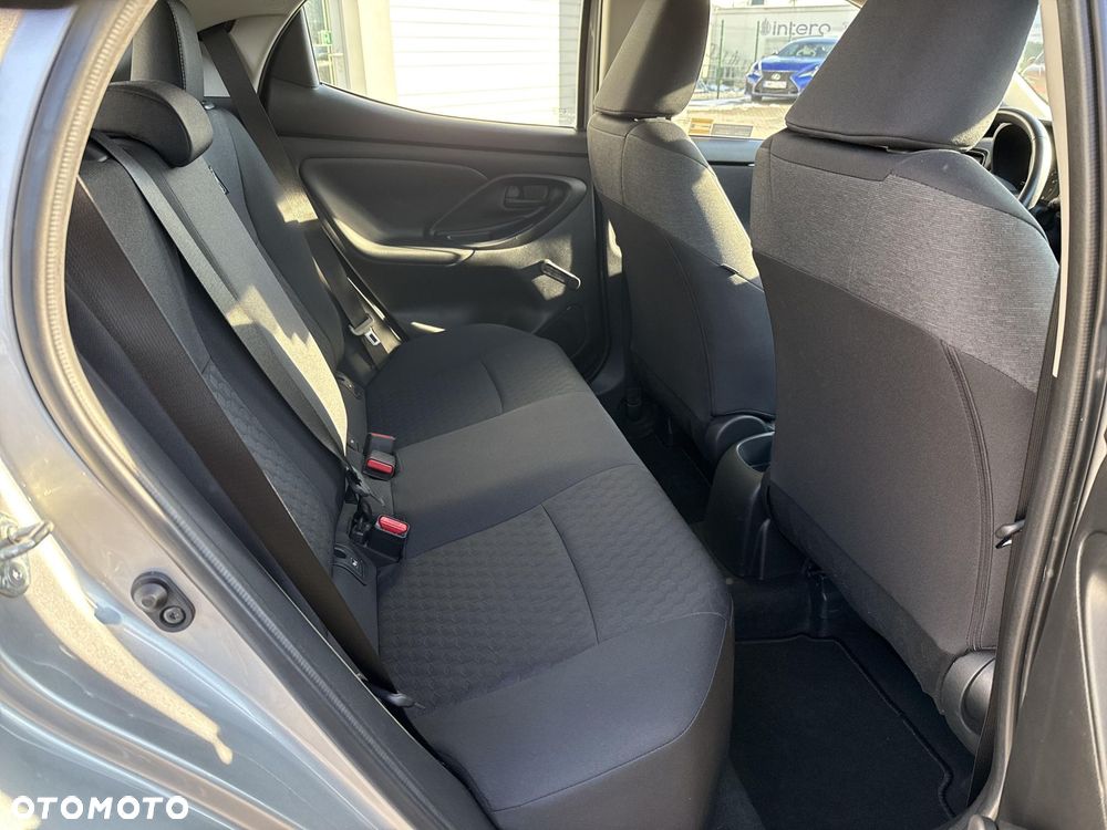 Toyota Yaris - 8