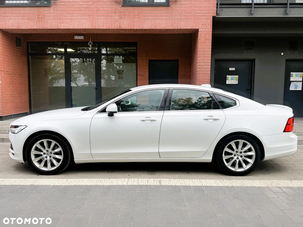 Volvo S90 D4 Momentum - 32