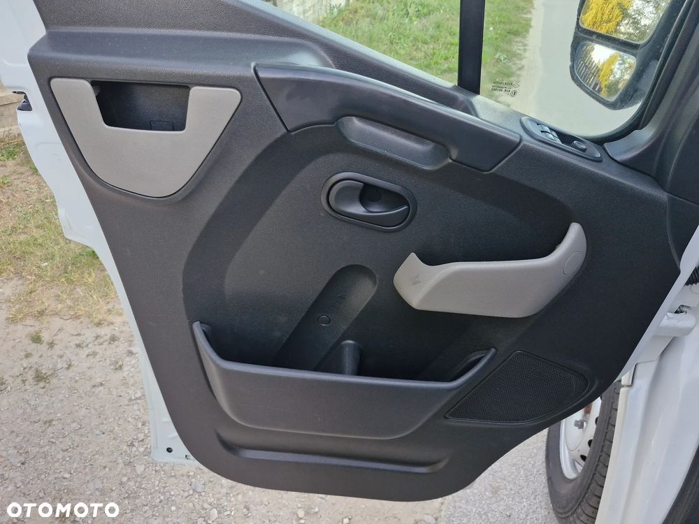 Opel Movano - 19