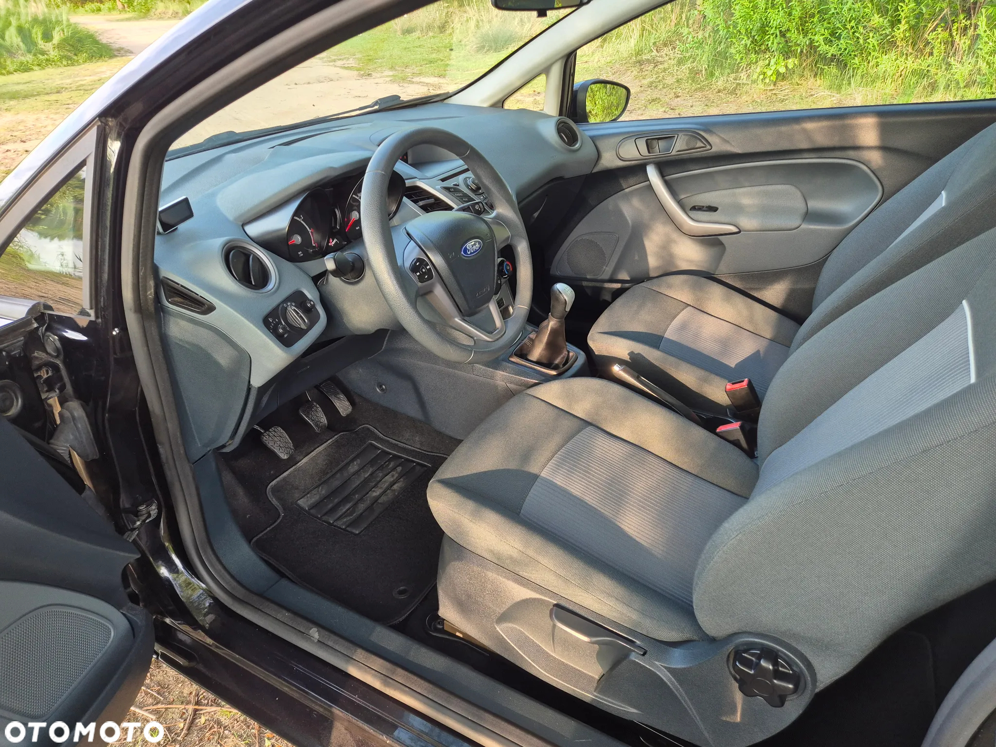 Ford Fiesta 1.25 Ambiente - 8