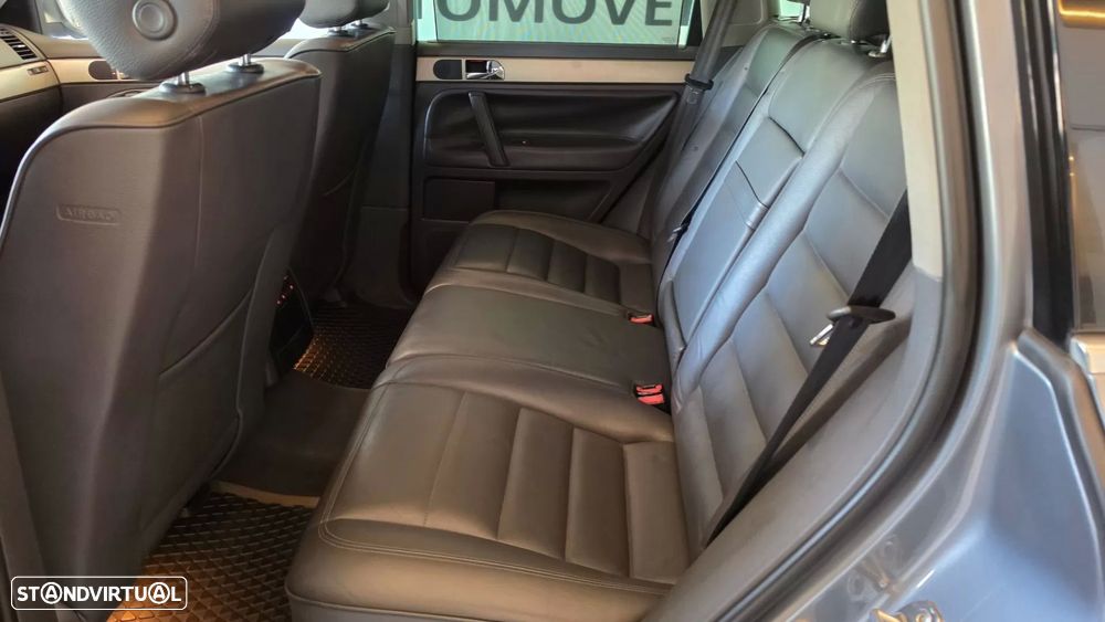 Volkswagen Touareg 3.0 TDI V6 Tiptronic — fotografia 53