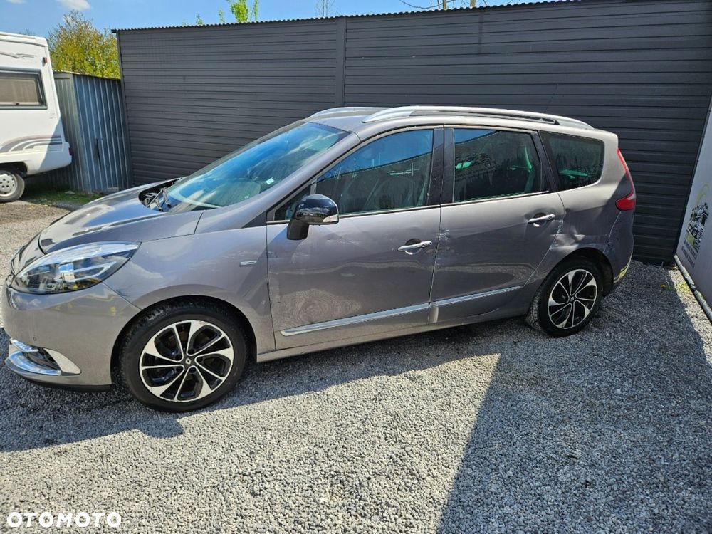 Renault Grand Scenic - 13