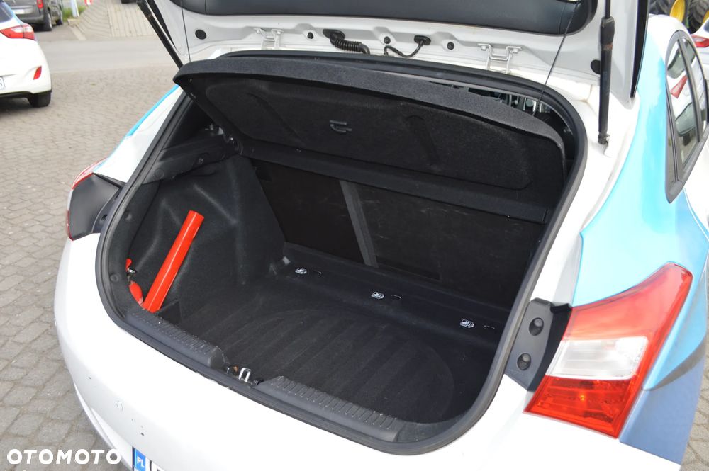 Hyundai i30 - 13