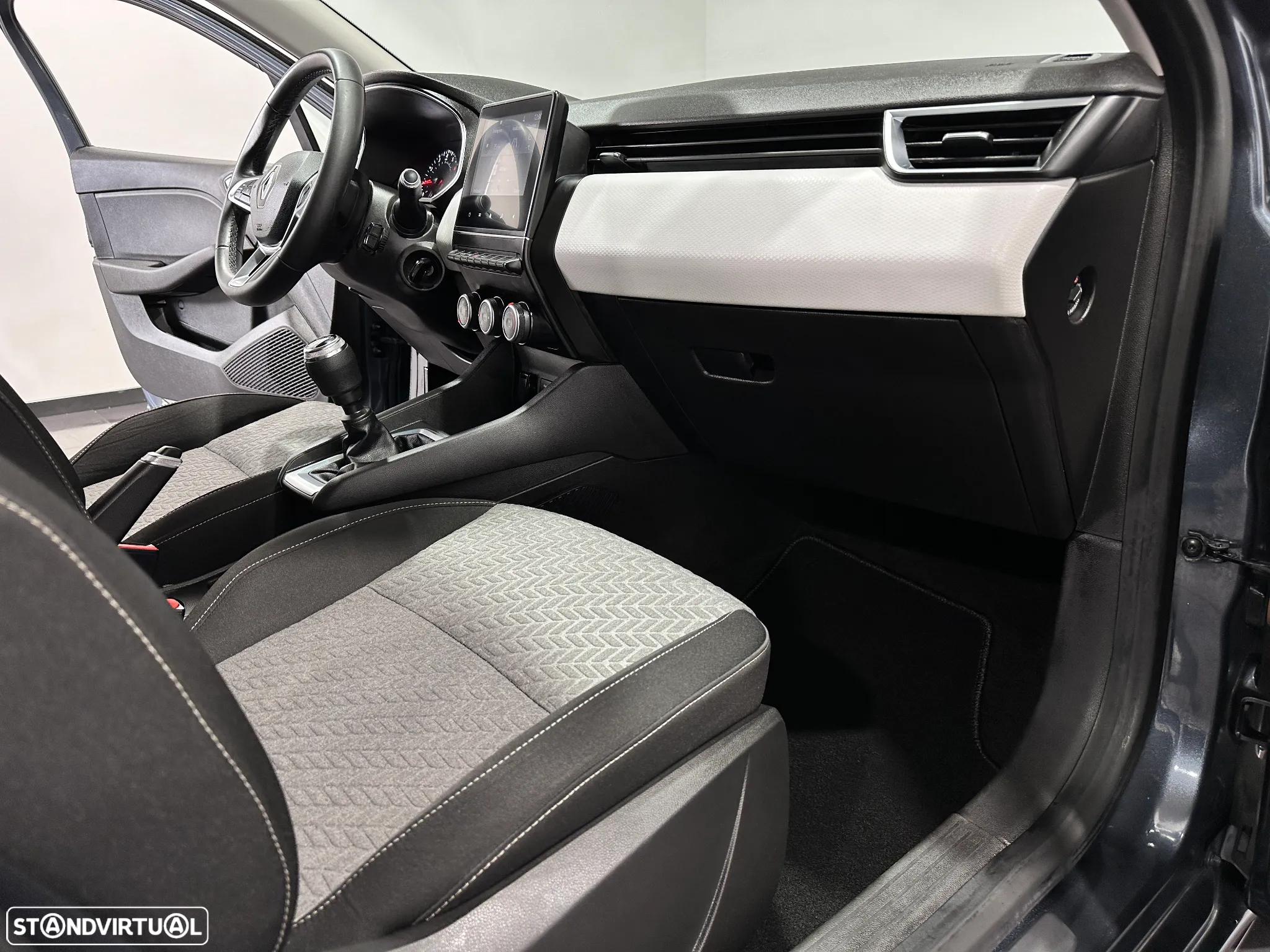 Renault Clio 1.0 TCe Intens - 35