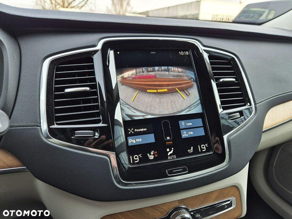 Volvo XC 90 - 34