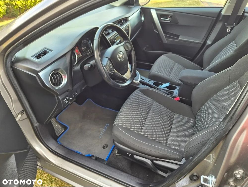 Toyota Auris 1.8 HSD Luna - 7