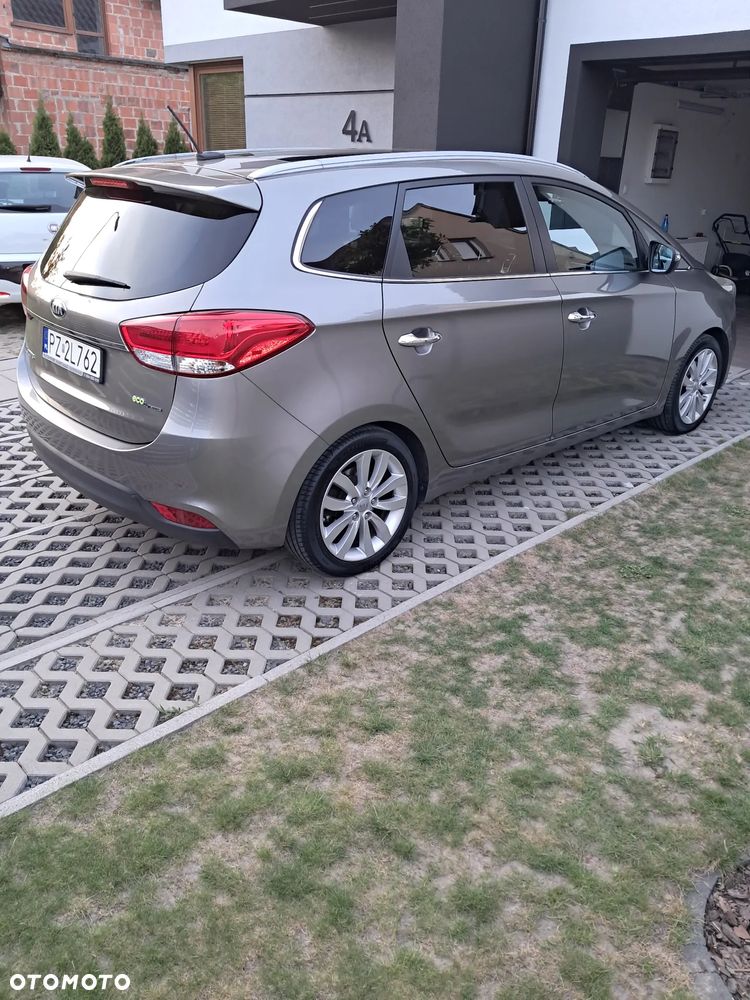 Kia Carens 1.7 CRDi XL 7os - 16