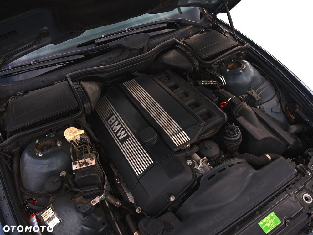 BMW Seria 5 - 33