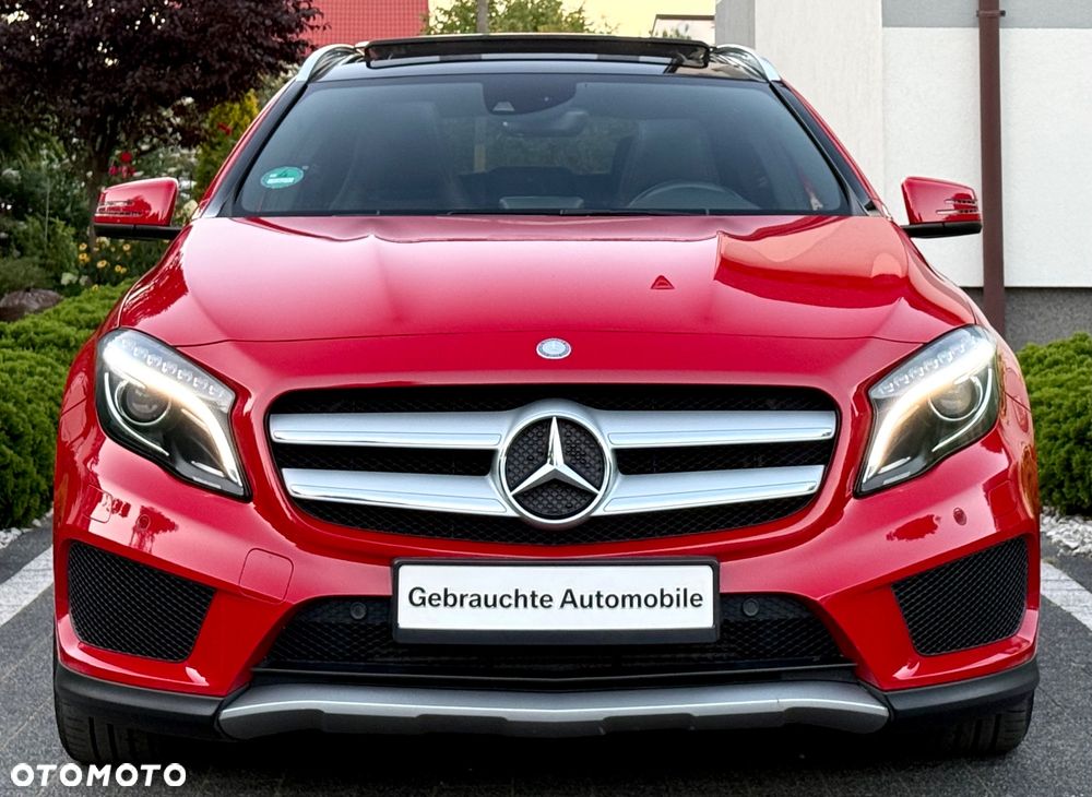 Mercedes-Benz GLA 200 AMG Line - 2