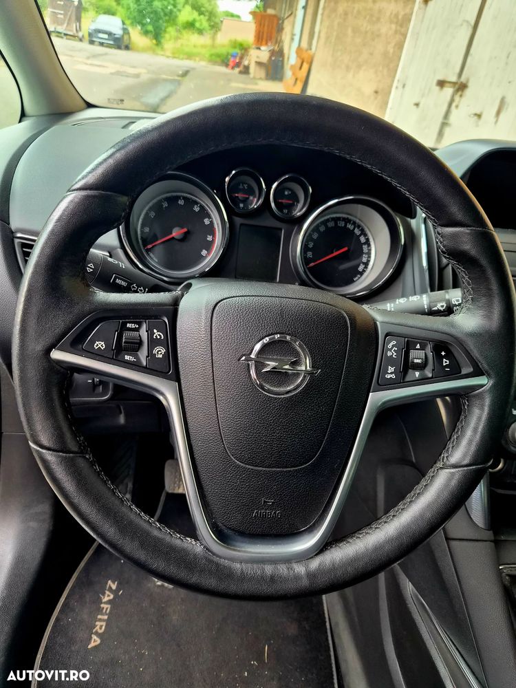 OPEL Zafira 2013 — imagine 9