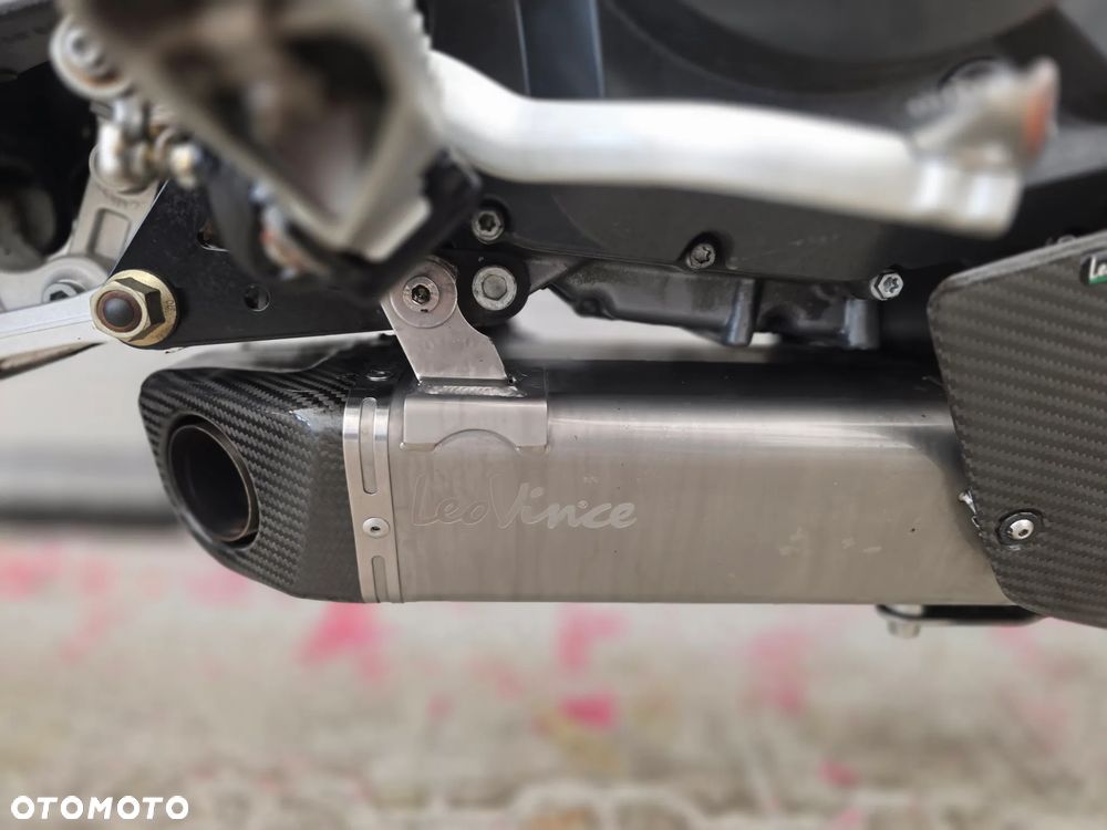 KTM Duke - 17