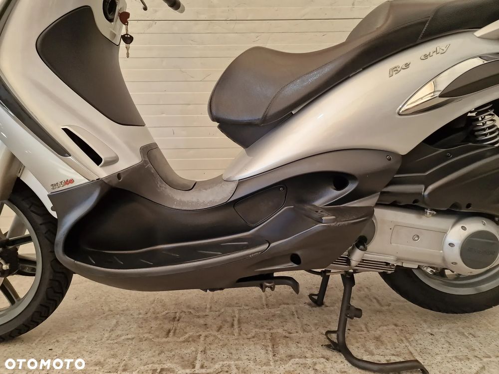 Piaggio Beverly - 8