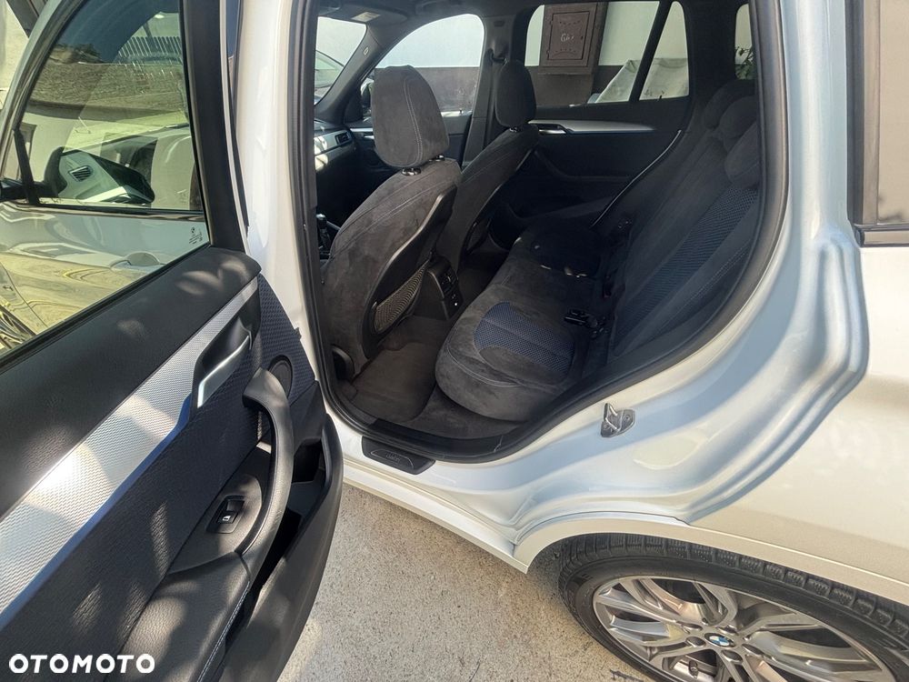 BMW X1 sDrive18d M Sport - 15