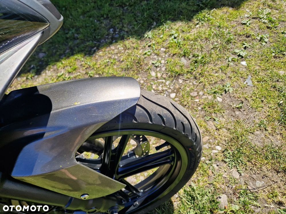 Yamaha R125 - 12
