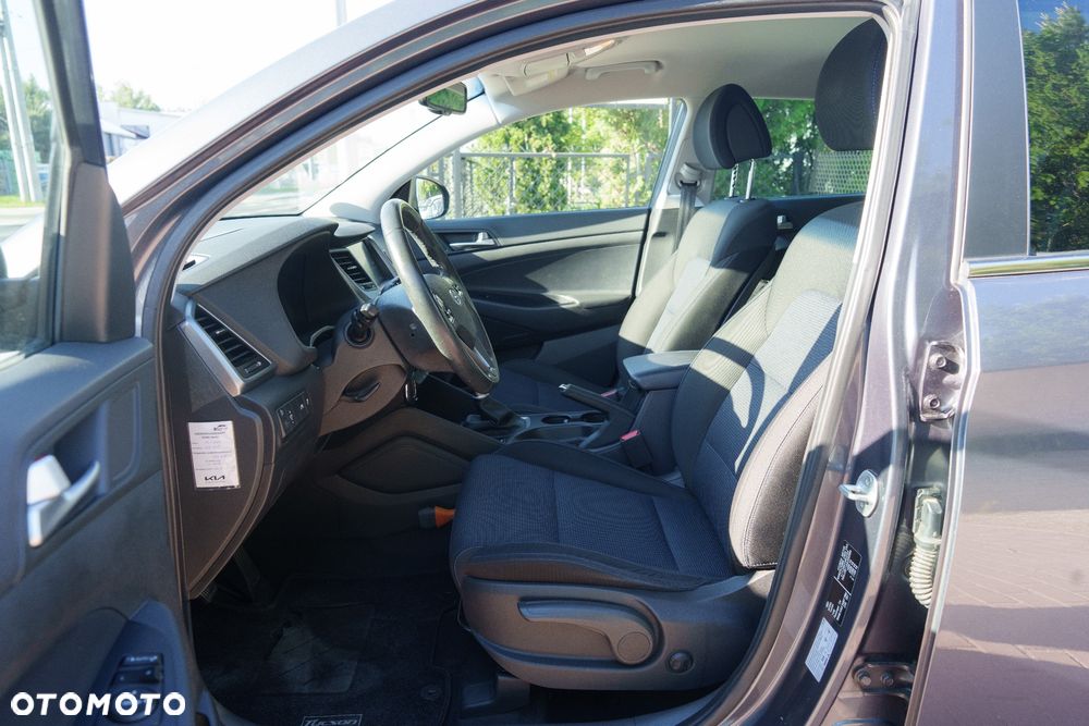 Hyundai Tucson 1.6 GDI BlueDrive Comfort 2WD - 9