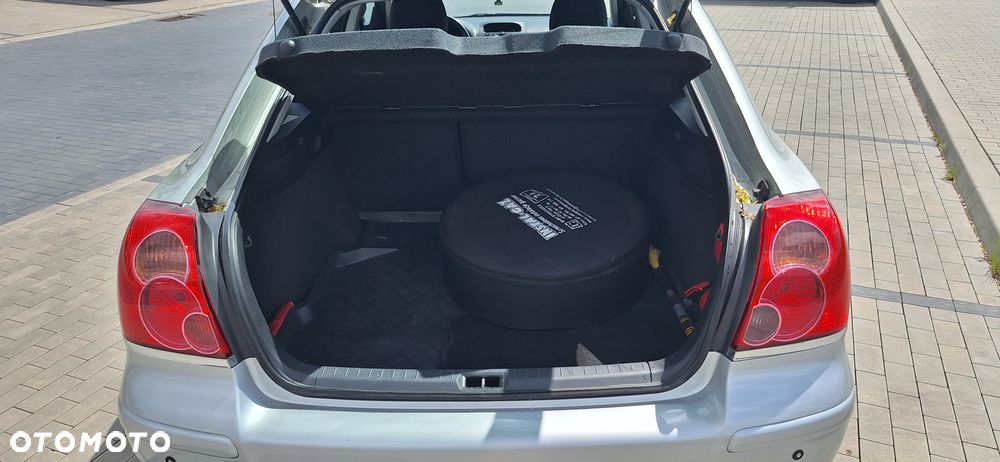 Toyota Avensis 2.0 VVT-i Automatik Sol - 18