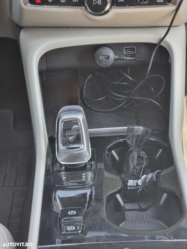 Volvo XC 40 - 13