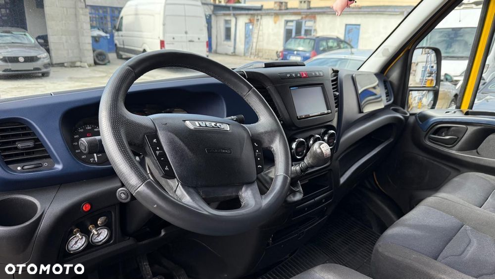 Iveco DAILY - 12